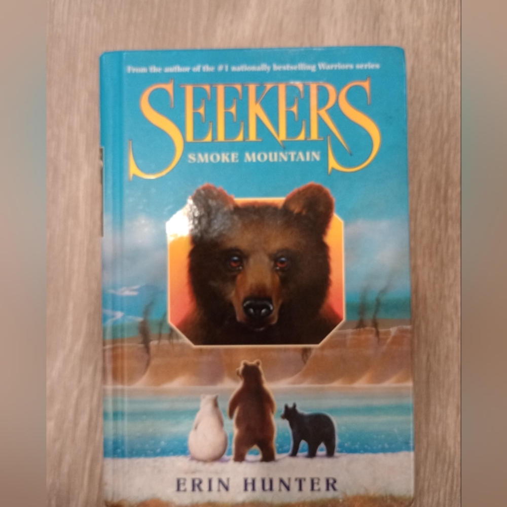 Seekers: Smoke Mountain Erin Hunter Book
